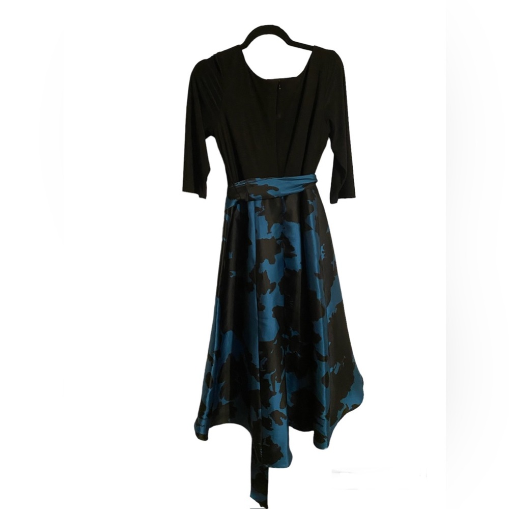 NWT Black and Blue Dress from R&M Richards Size 8